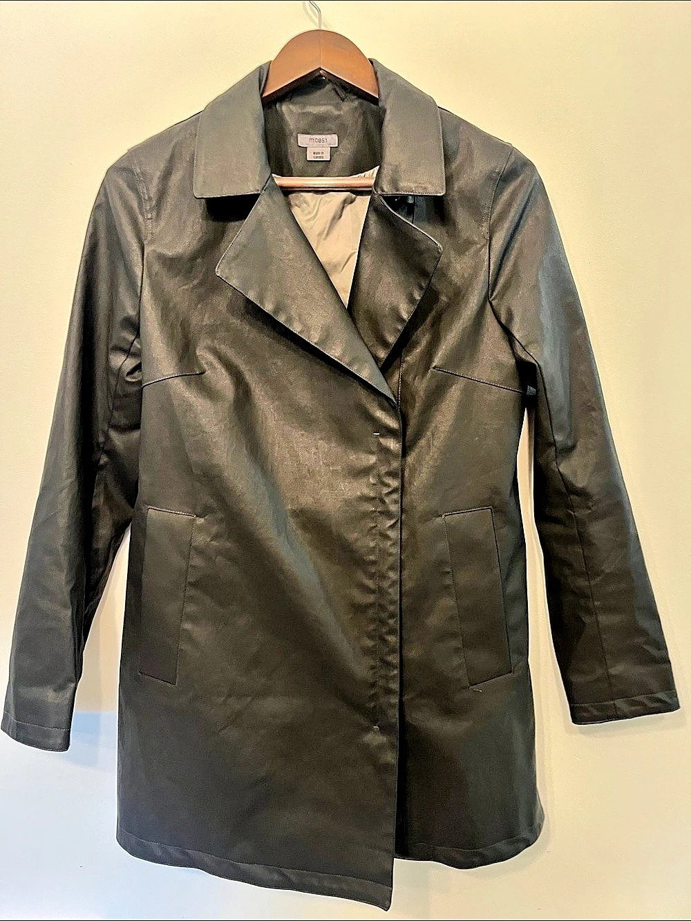 m0851 7706 Waxed Cotton Trench Coat in Black Size Small